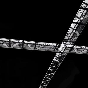 按在墙上抽插胸部晃动同学
